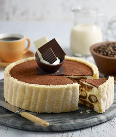 Tiramisu Cake