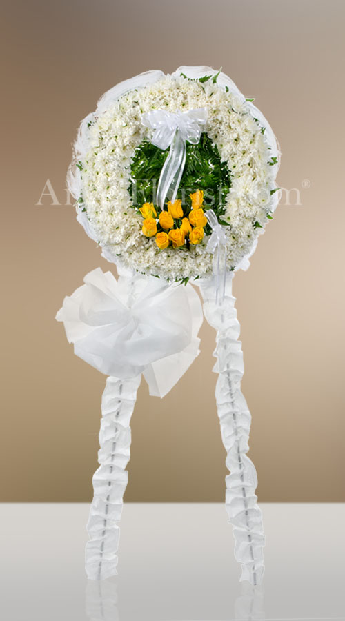 Condolence Wreath: Honor and Remembrance