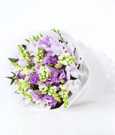 Flower Hand Bouquet: Shades of Love