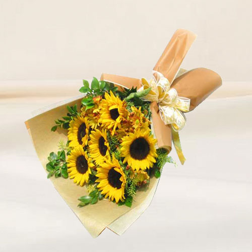 Hand Bouquet: Sunshine