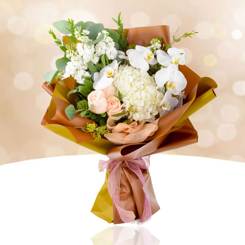 Hand Bouquet: Enjoy this moment