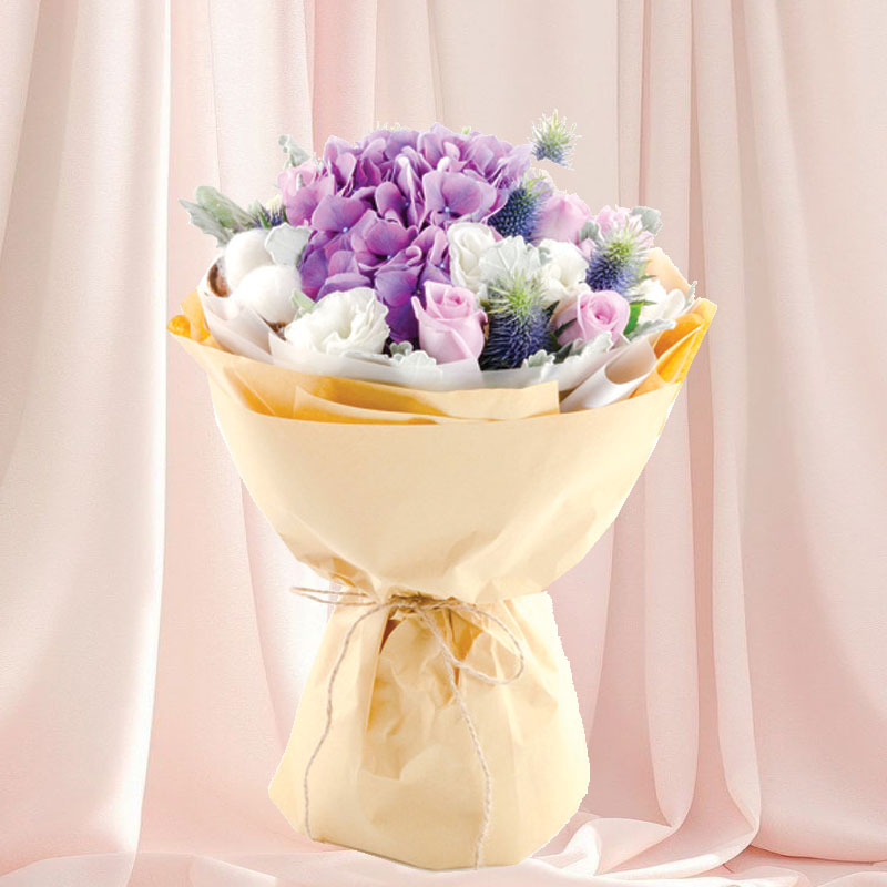 Flower Bouquet: Elegant Amber